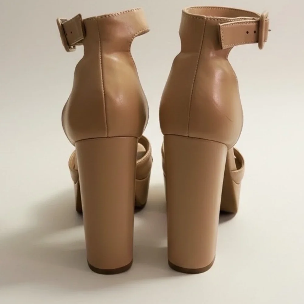Nude Platform Block Heel Pumps Women's Size 8 Ankle Strap Party Heels
